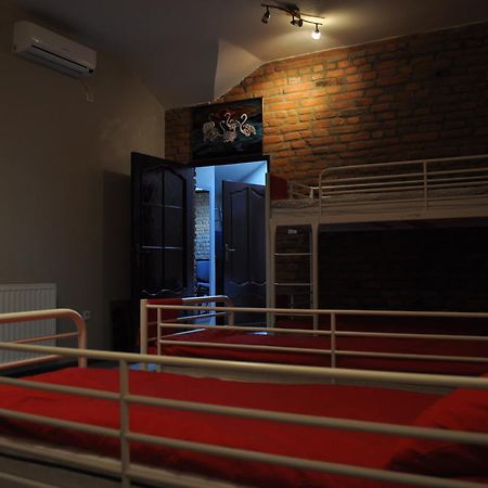 Hostel Egan Ужгород Екстериор снимка