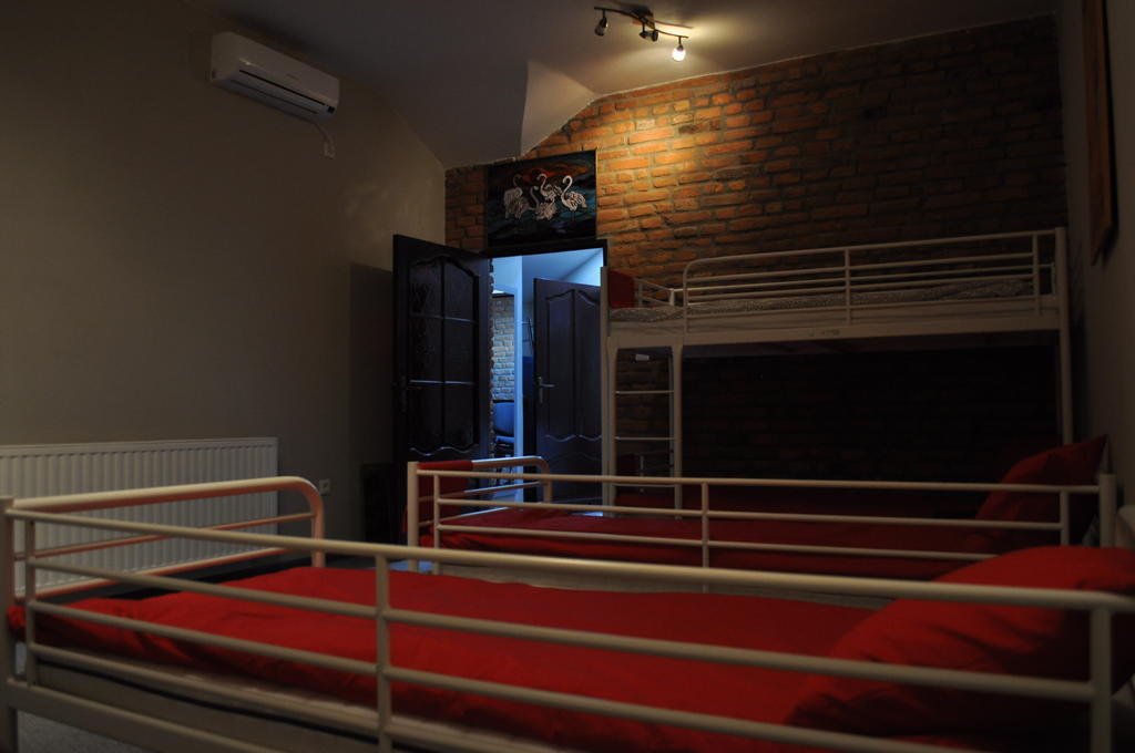 Hostel Egan Ужгород Екстериор снимка